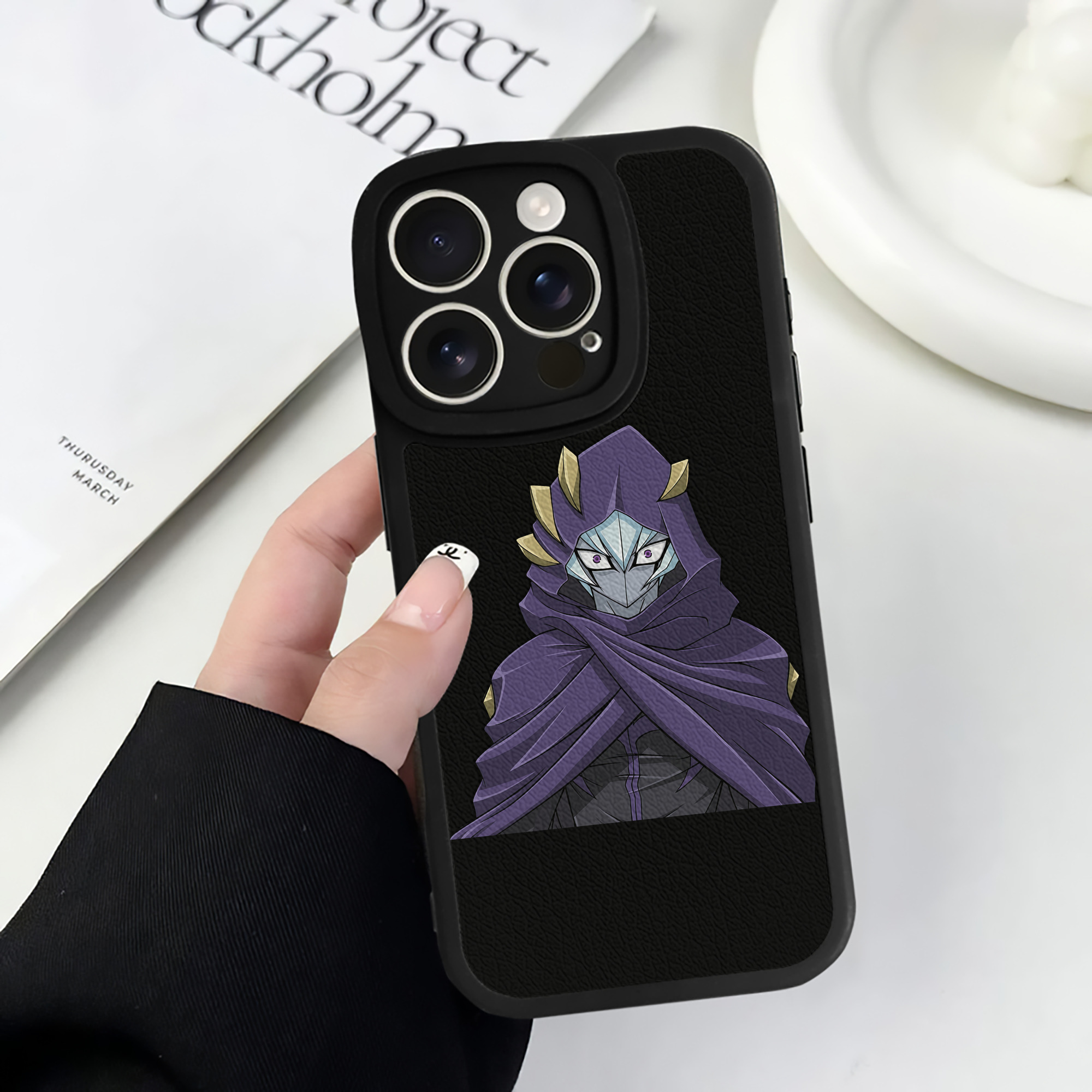 遊☆戯☆王 Yu-Gi-Oh! 【iPhone 16シリーズ対応】シリコンスマホケース（レザー調） 材質：シリコン